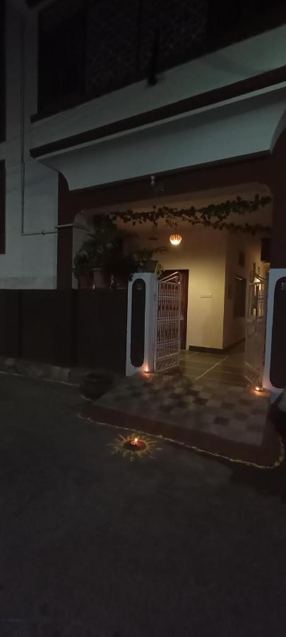 Sanjana'S Stay Udaipur Kültér fotó