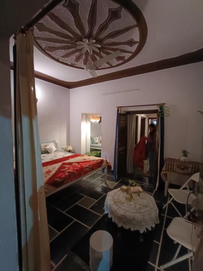 Sanjana'S Stay Udaipur Kültér fotó